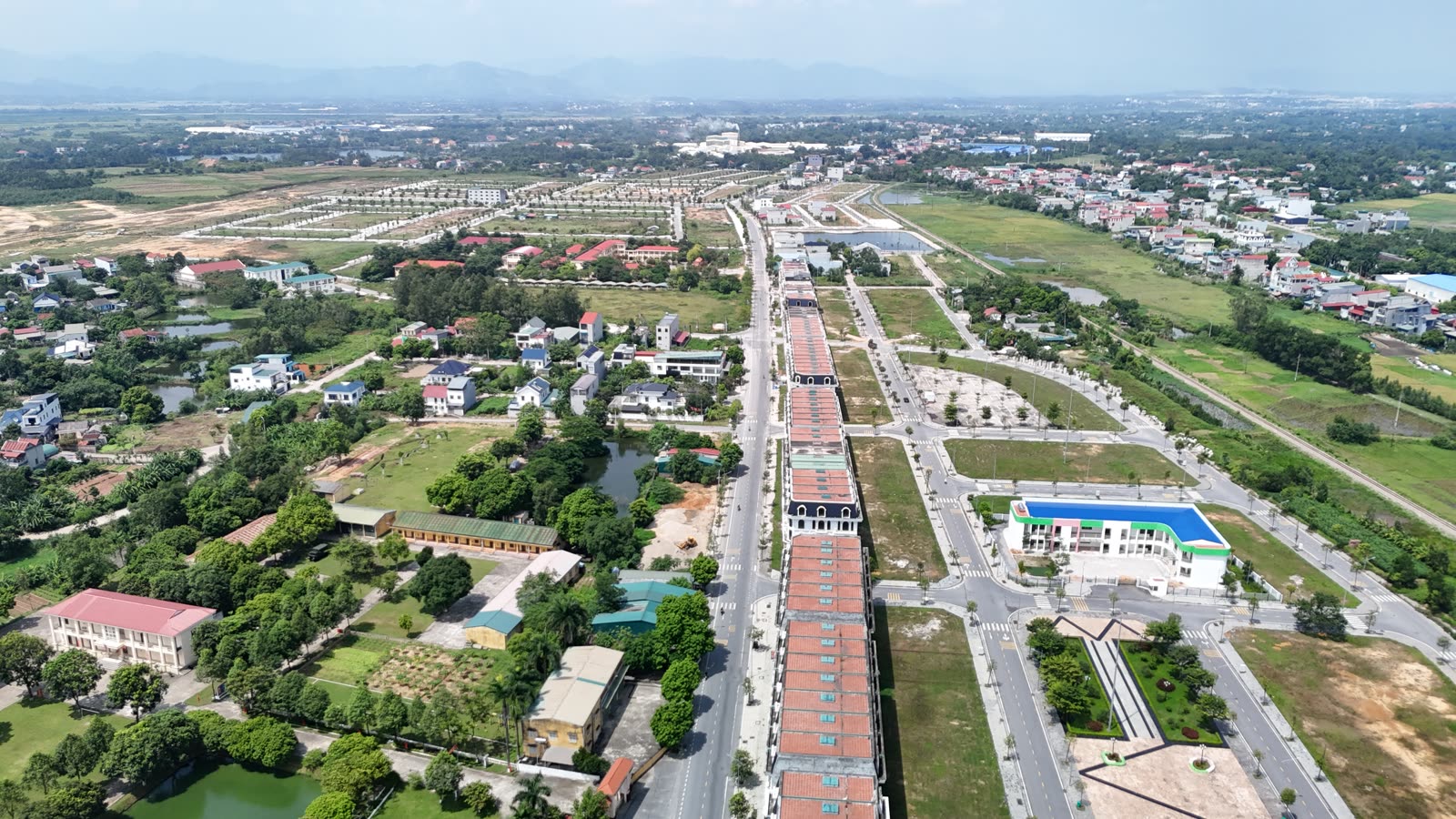 Đường kết nối & khu dân cư